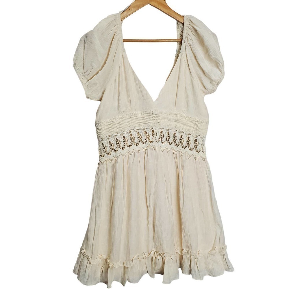 Lulus Dress Womens Size Small Cream Lace Puff Sleeve Ruffle Mini Short Woven